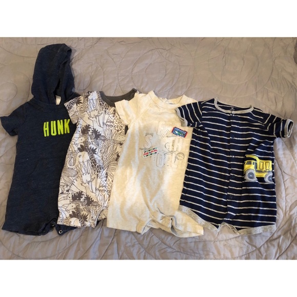 Bundle of 4 Infant Shortalls (2 Gap/2 Carter’s) - Picture 1 of 5